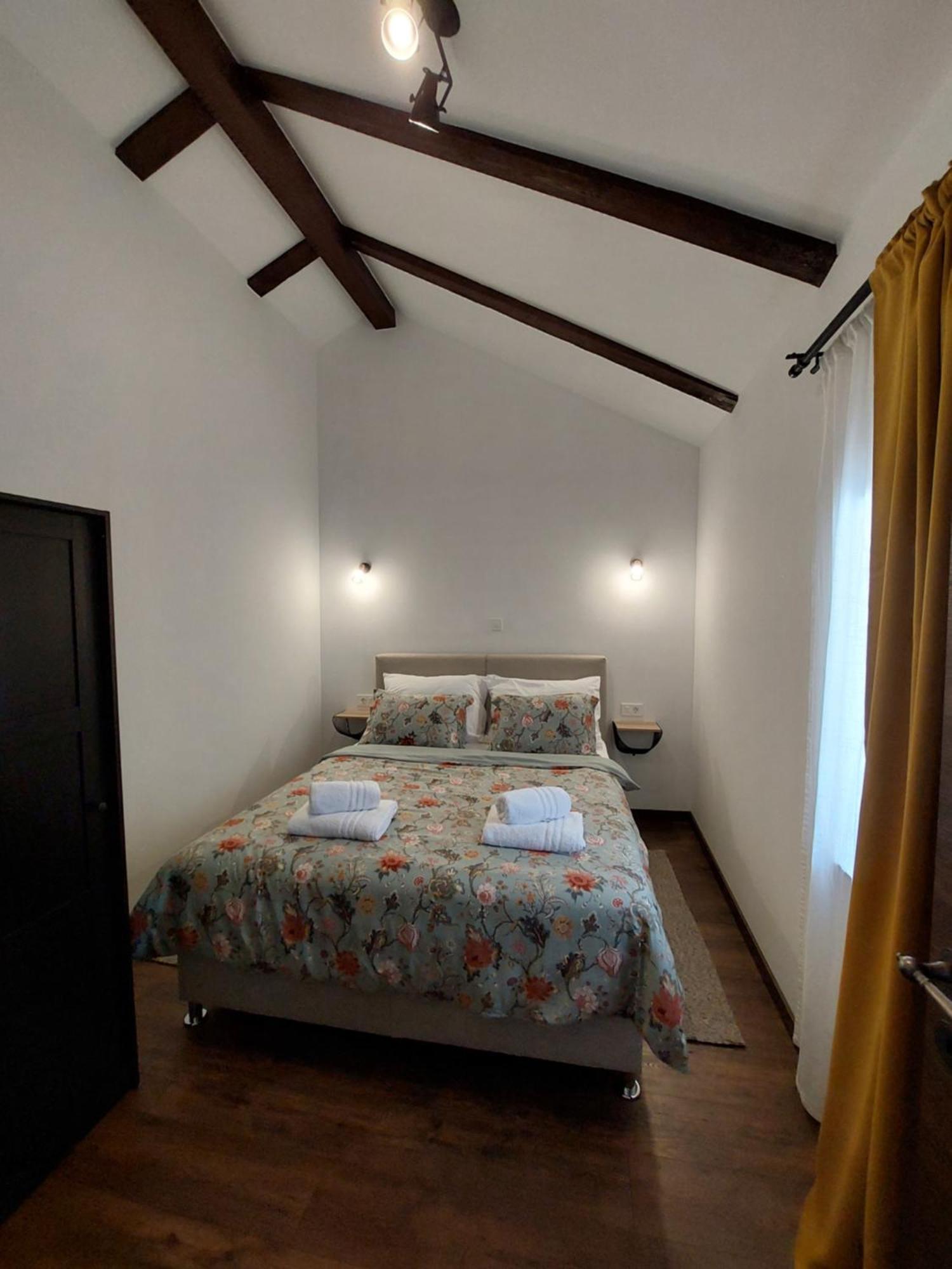 Willa House Belej - Lola Zewnętrze zdjęcie